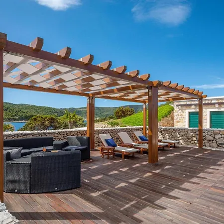 2 Bedroom Amazing In *