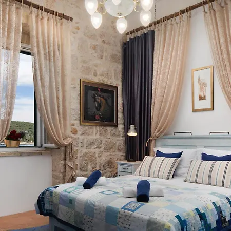 2 Bedroom Amazing In *
