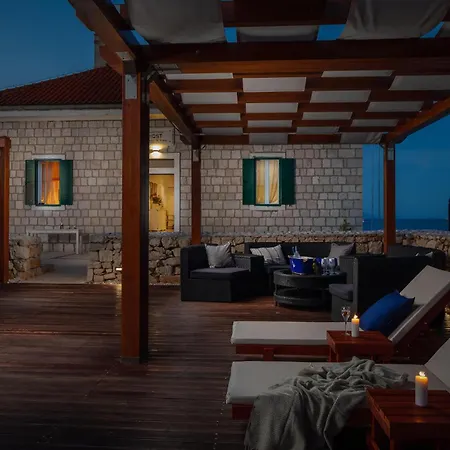 In With Kitchen * Vis